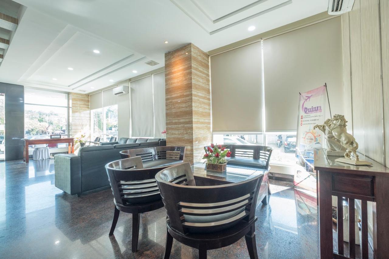 Oyo 1114 Hotel Denpasar Makasar Exteriér fotografie