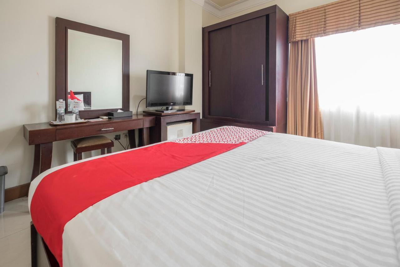 Oyo 1114 Hotel Denpasar Makasar Exteriér fotografie