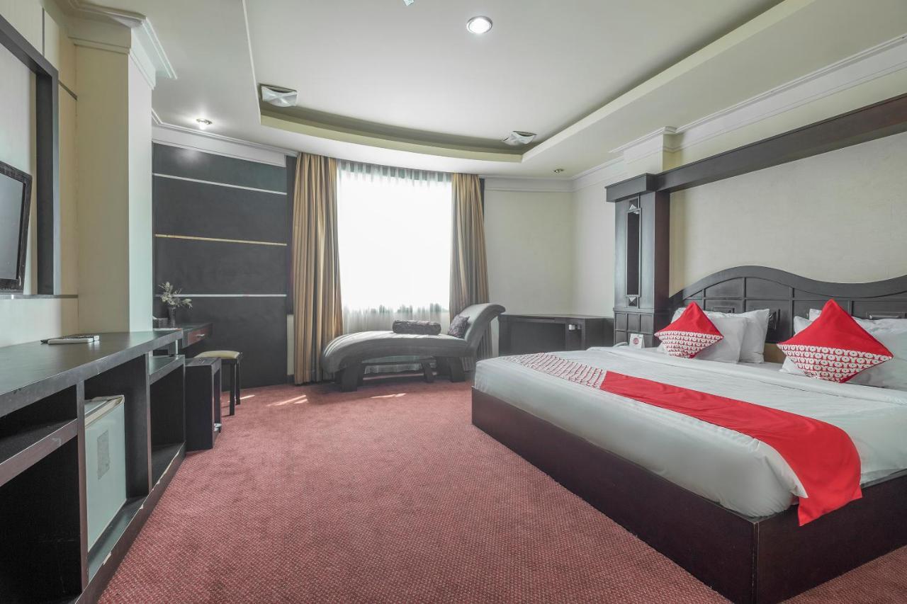 Oyo 1114 Hotel Denpasar Makasar Exteriér fotografie