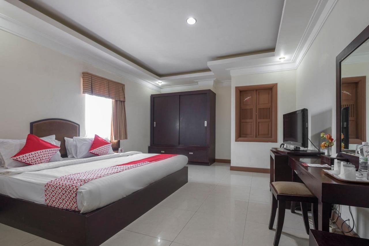 Oyo 1114 Hotel Denpasar Makasar Exteriér fotografie